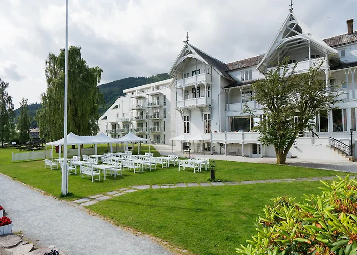 Hotell Thon Sandven 4*